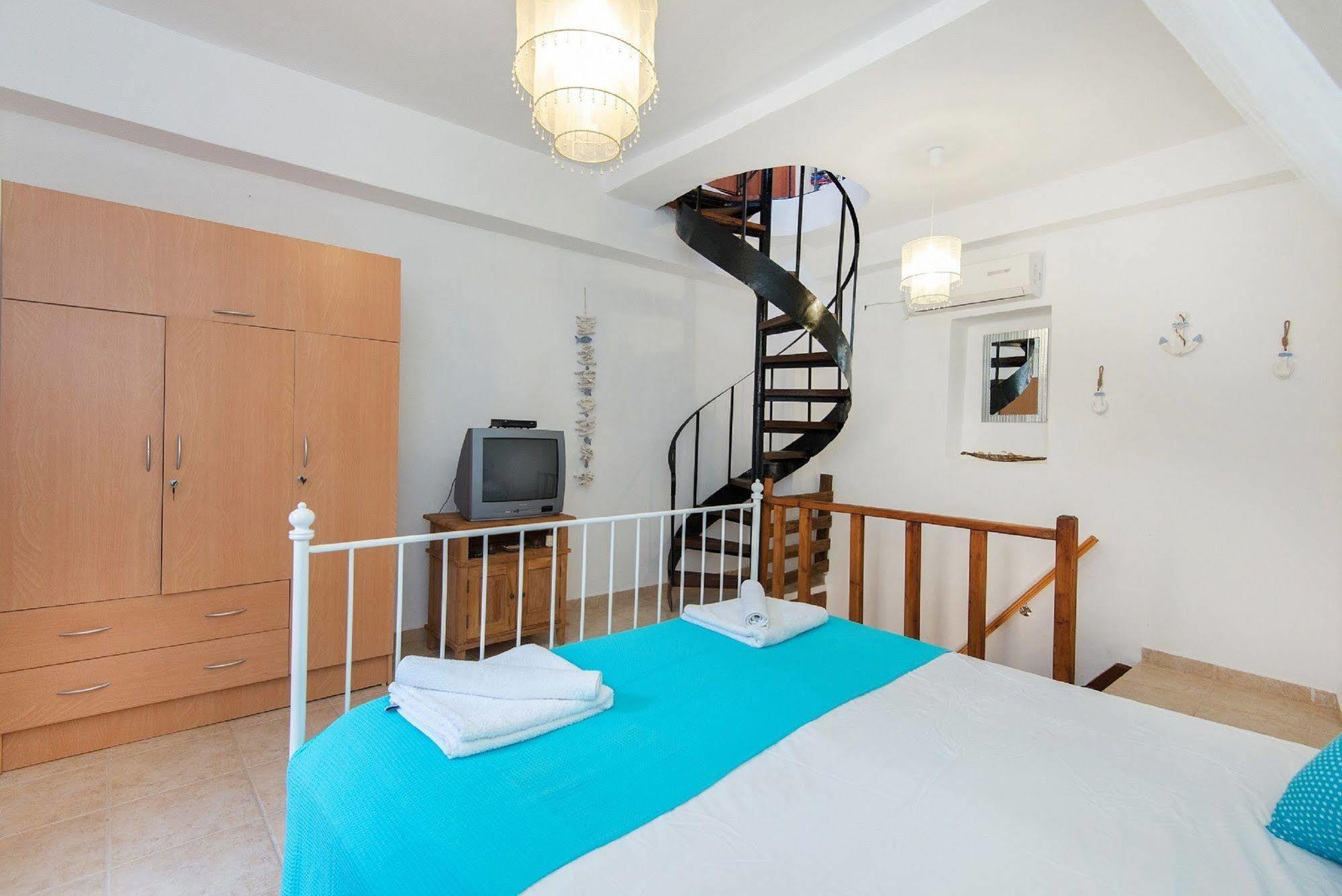 Villa Old Town Roloi House Rhodes City Exterior foto